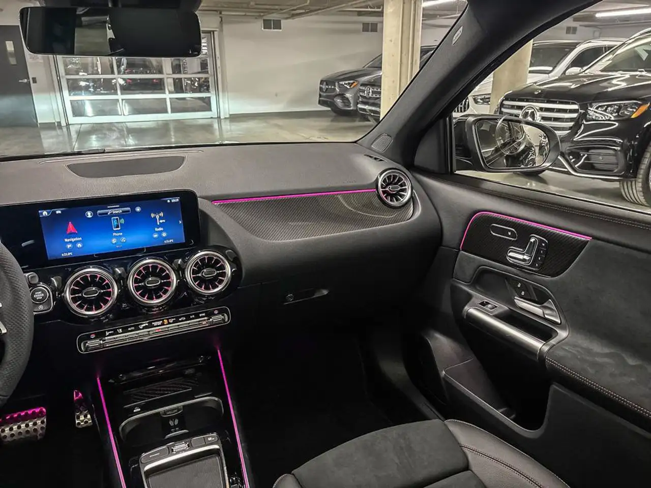 Mercedes-Benz GLA - Image 11