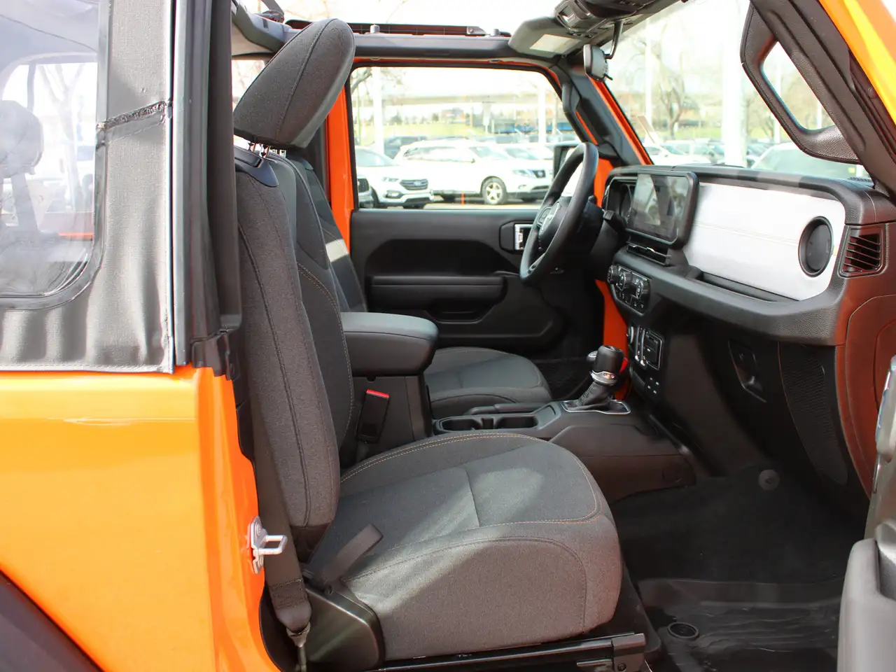 Jeep Wrangler - Image 19