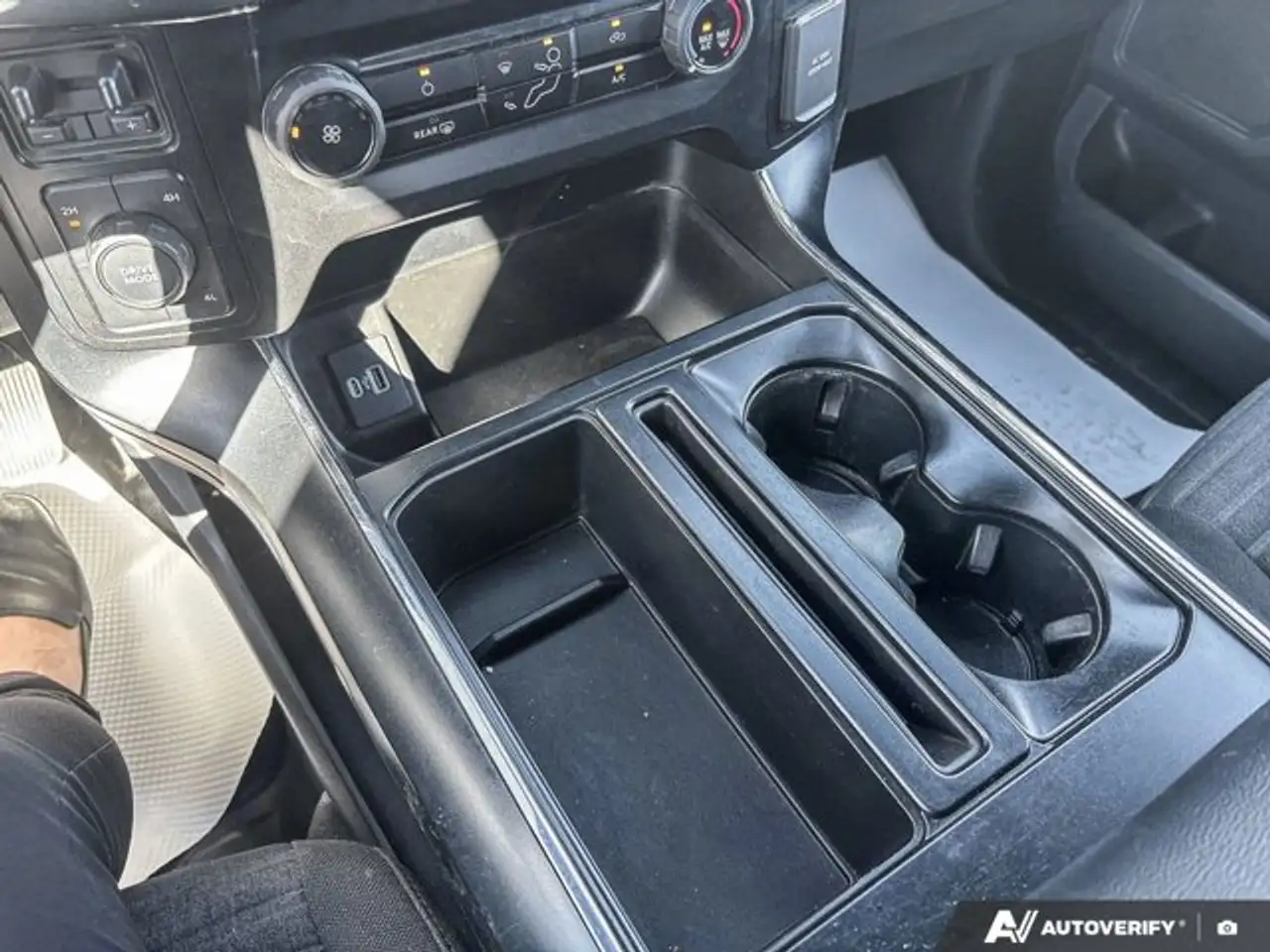Ford F-150 - Image 17