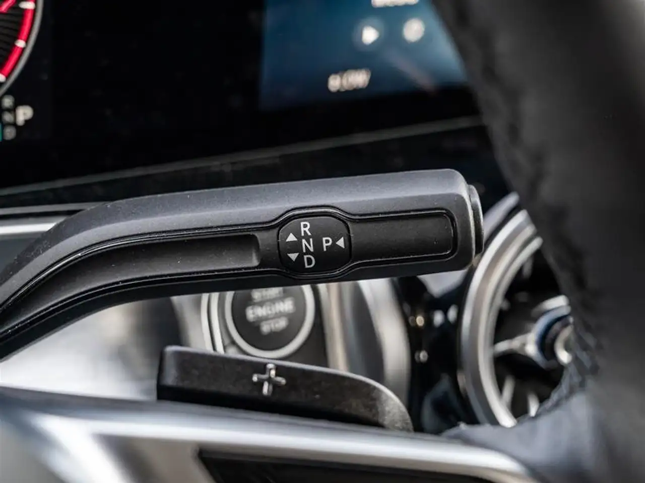 Mercedes-Benz GLB - Image 12