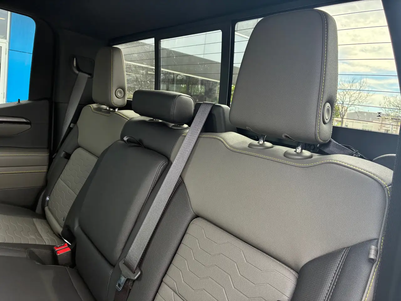 Chevrolet Silverado 1500 - Image 27