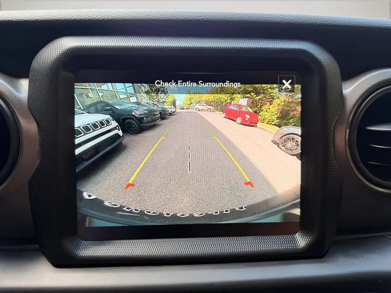 Jeep Wrangler - Image 25