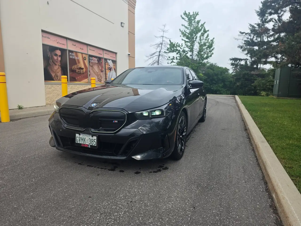 BMW i5