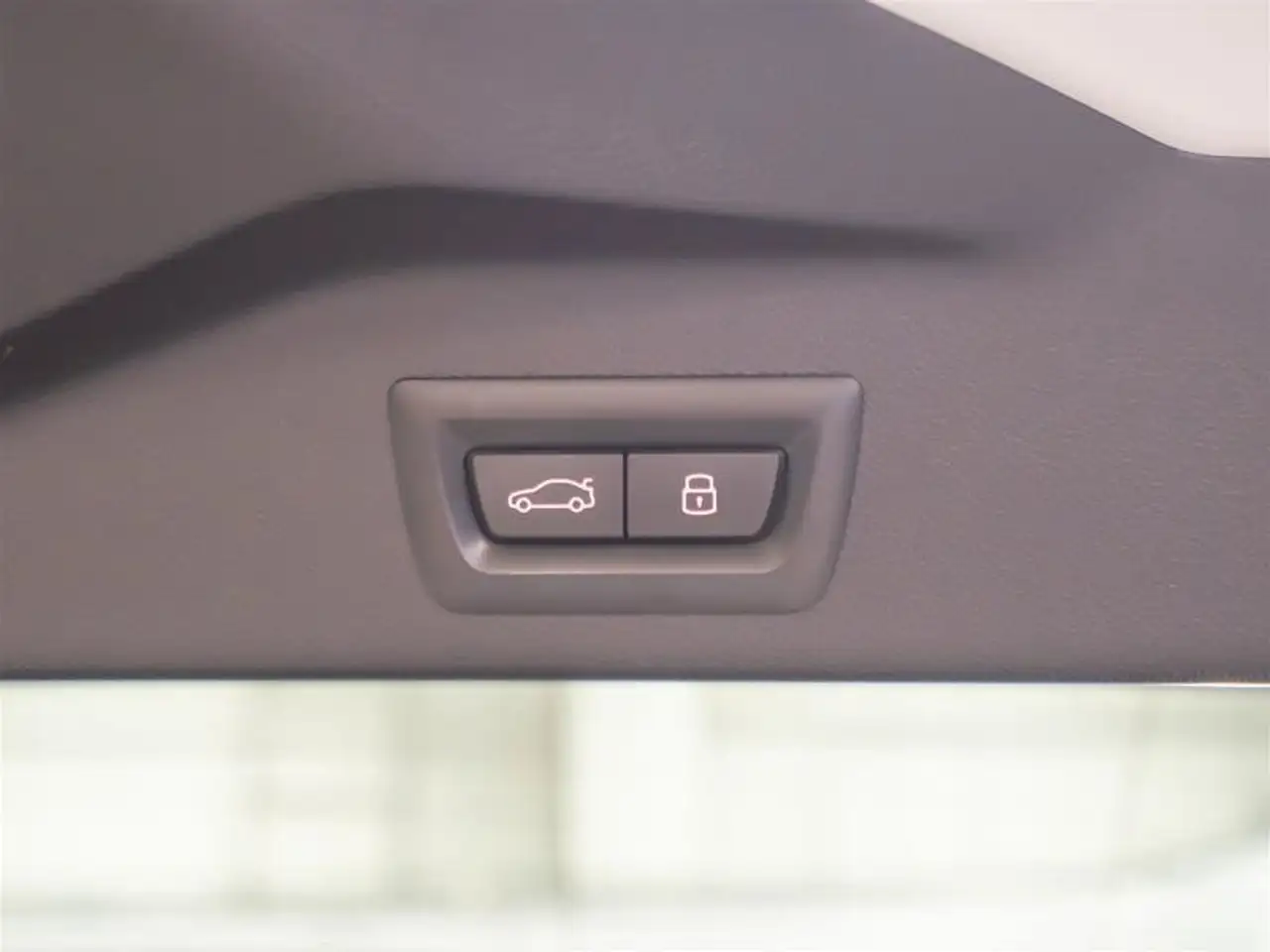 BMW X5 - Image 9