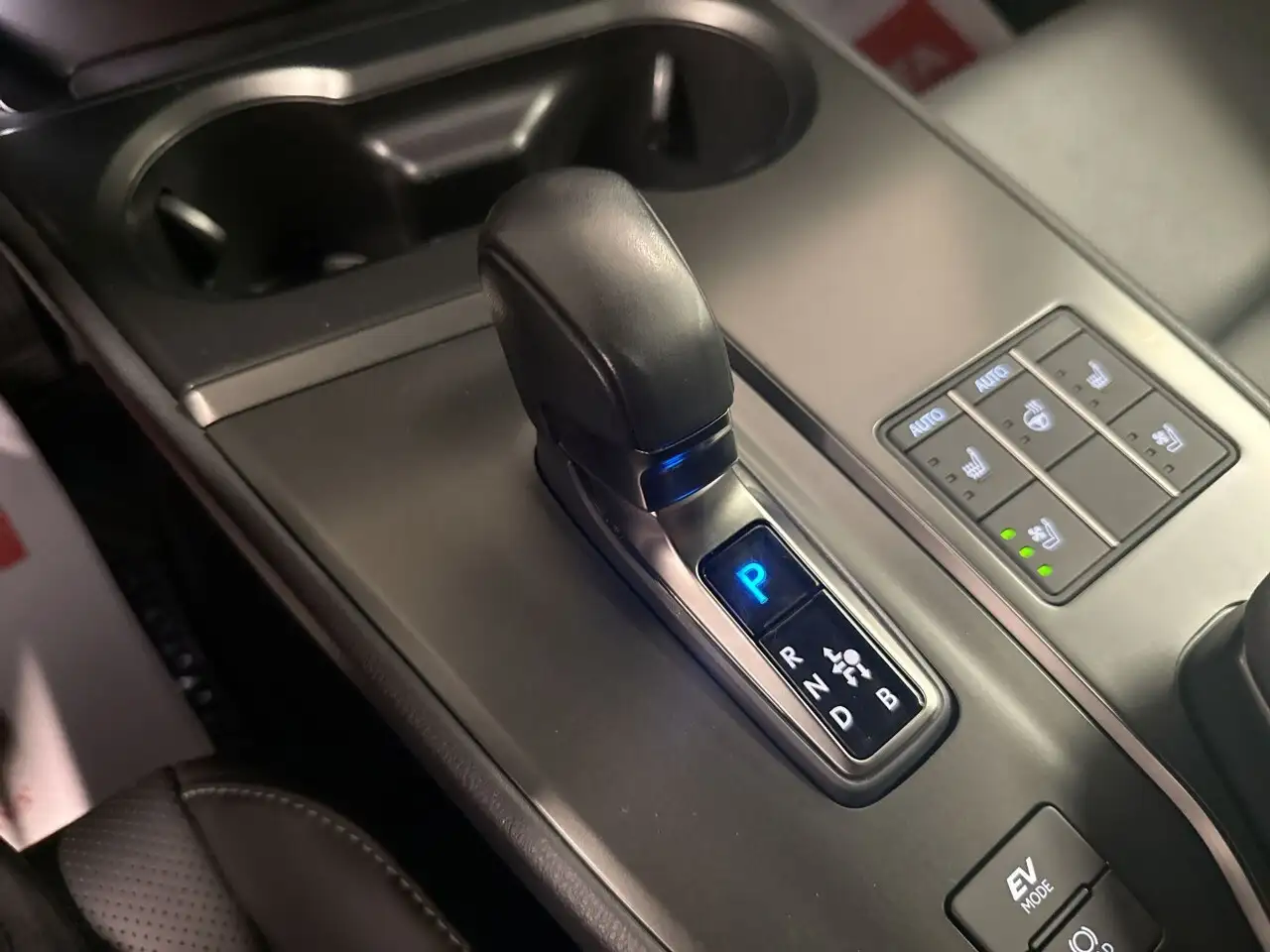Lexus UX - Image 23