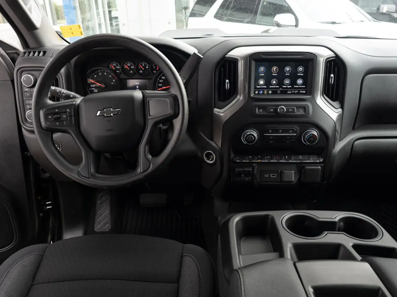 Chevrolet Silverado 1500 - Image 13