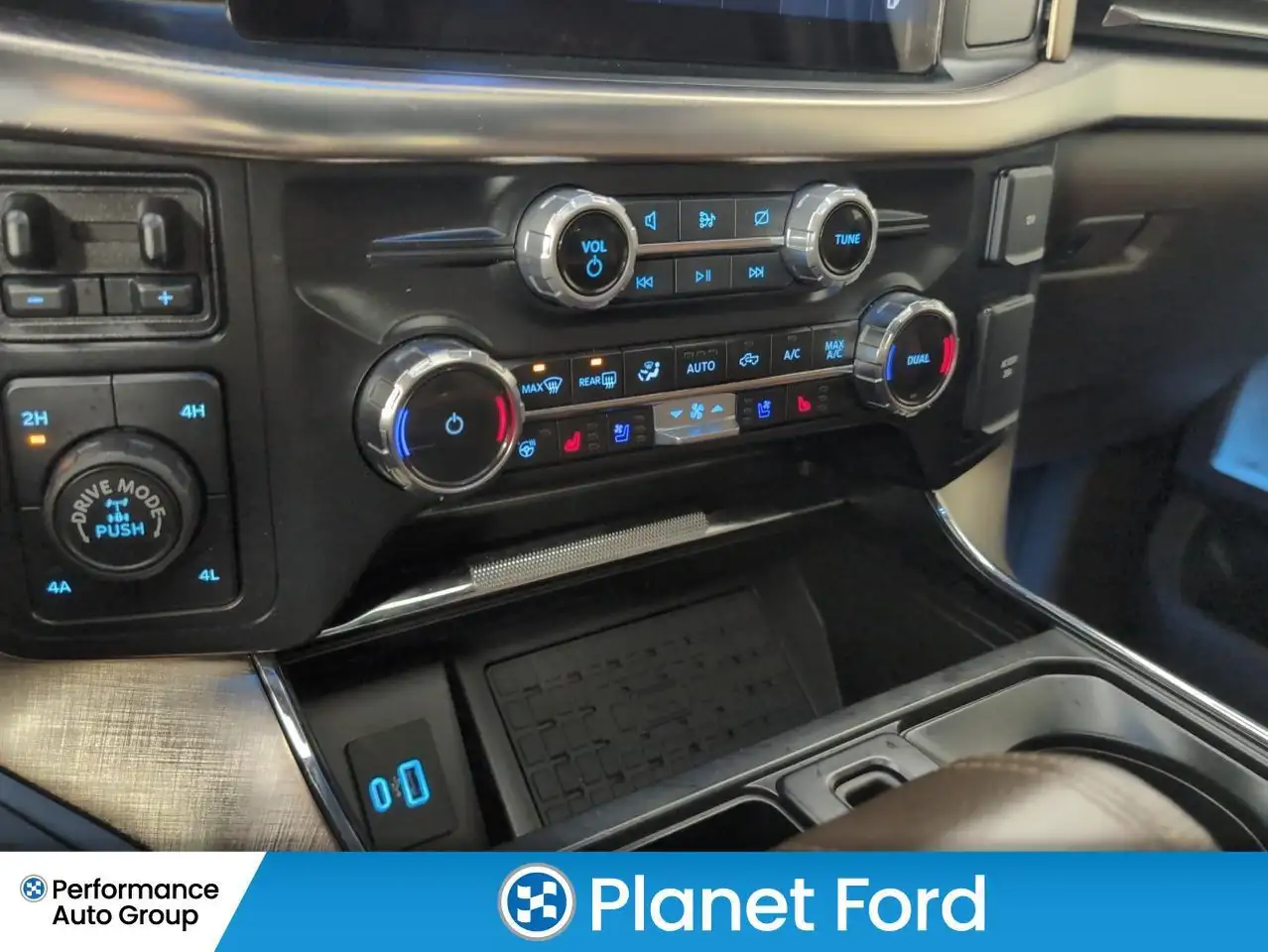 Ford F-150 - Image 24