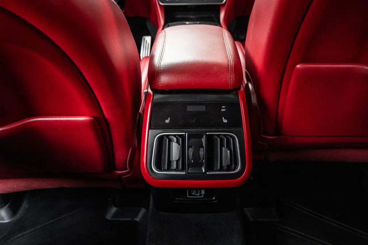Maserati Grecale - Image 37