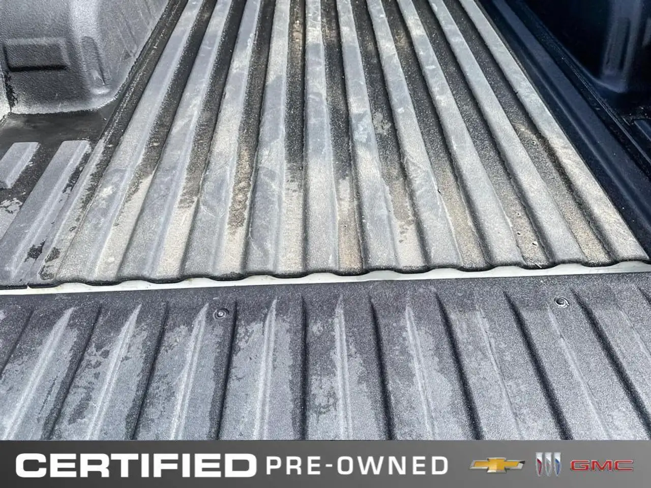 Chevrolet Silverado 1500 - Image 21