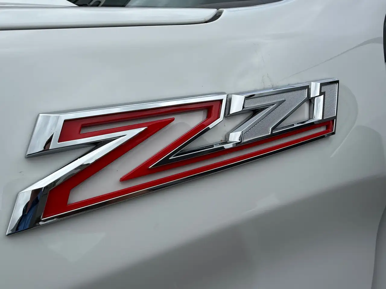 Chevrolet Silverado 1500 - Image 20