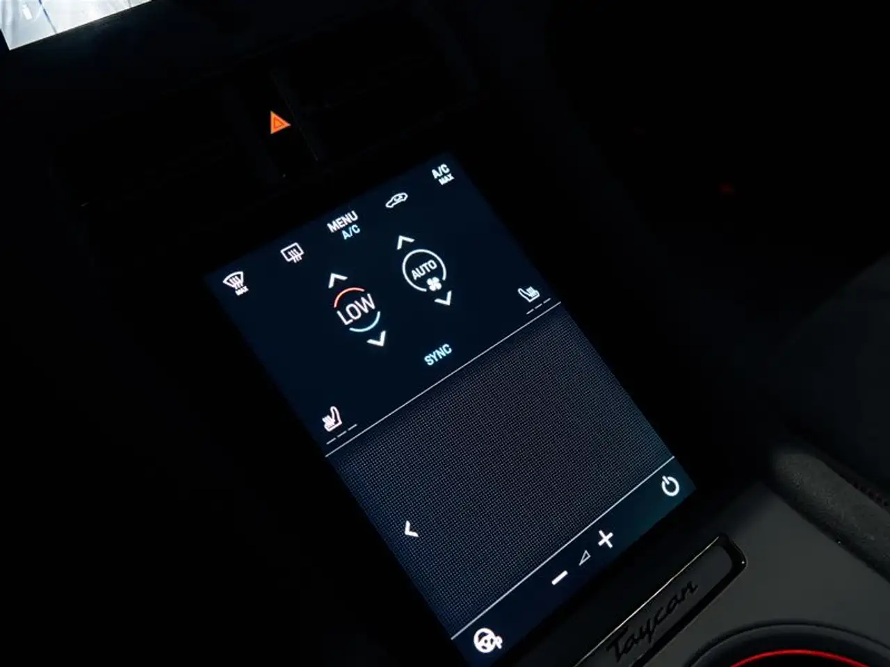 Porsche Taycan - Image 38