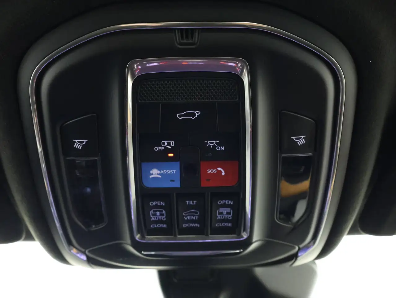 Jeep Grand Cherokee - Image 15