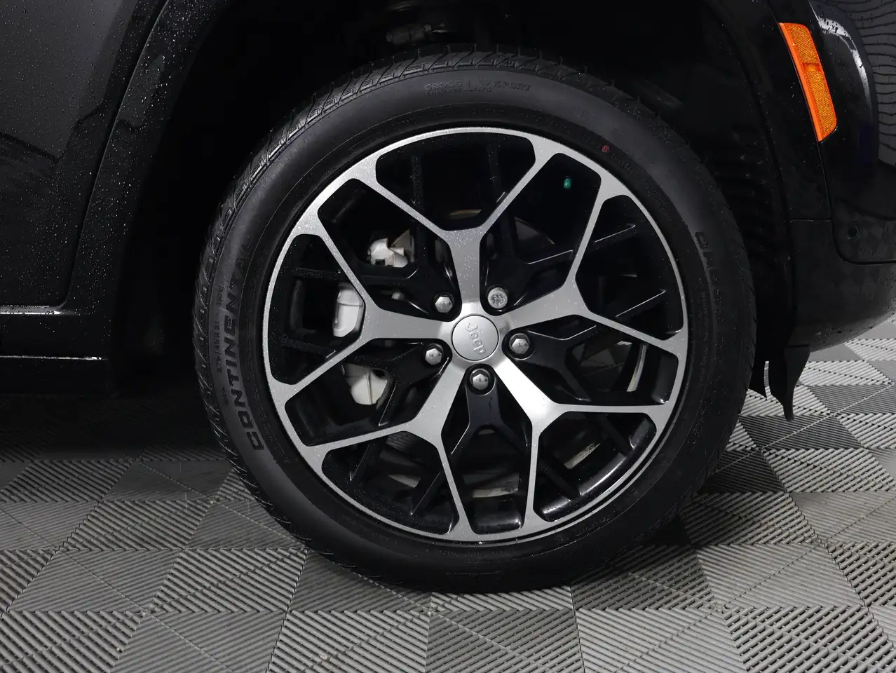 Jeep Grand Cherokee - Image 4