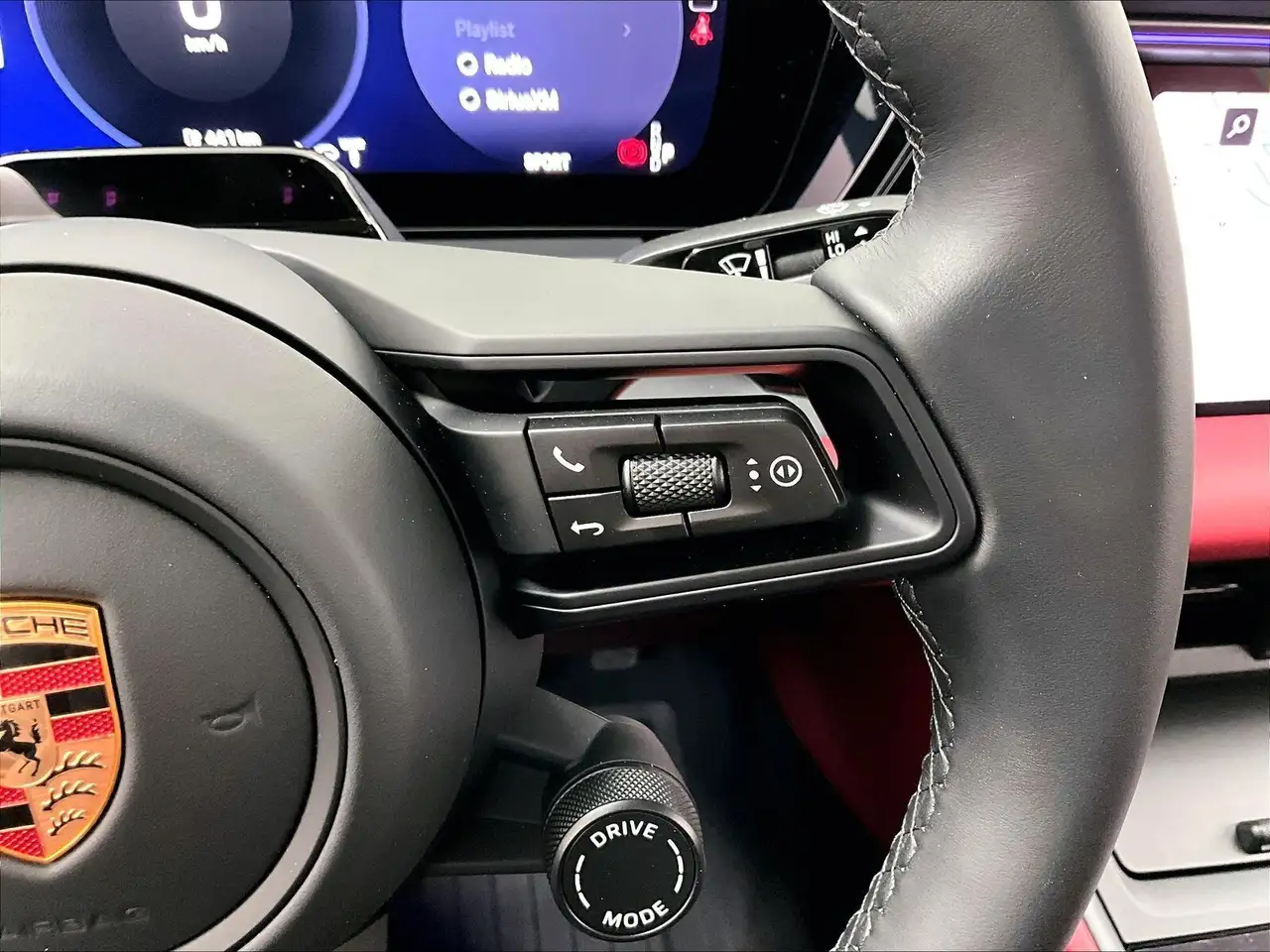 Porsche Macan - Image 21