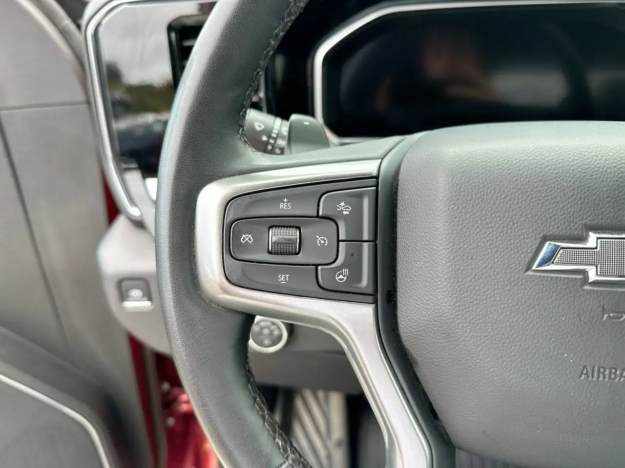 Chevrolet Silverado 1500 - Image 20