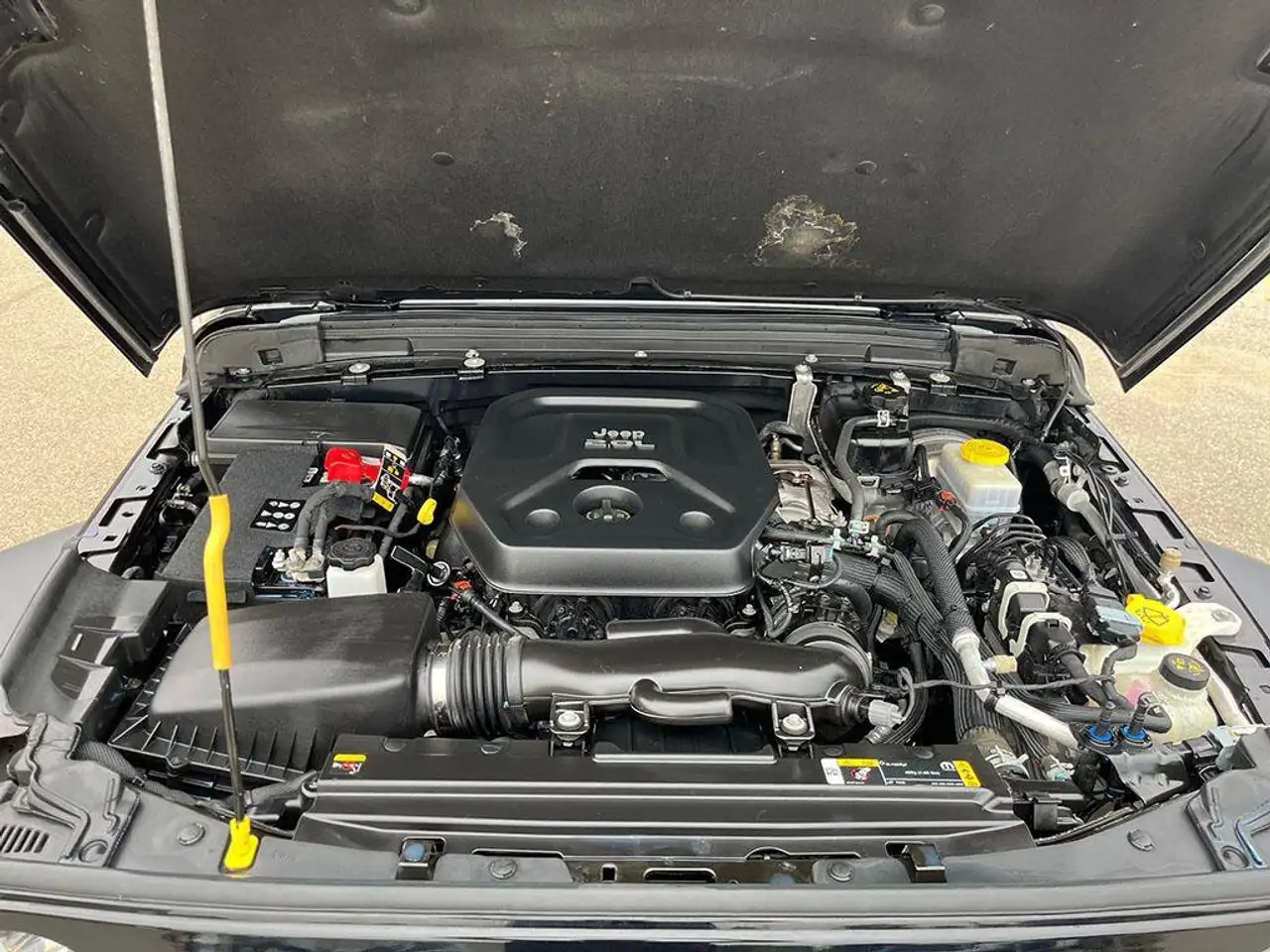 Jeep Wrangler - Image 20