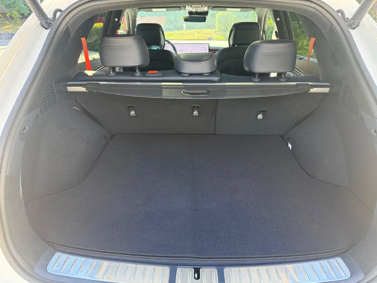 Genesis GV70 - Image 13
