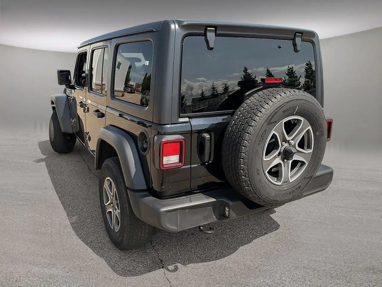 Jeep Wrangler - Image 4