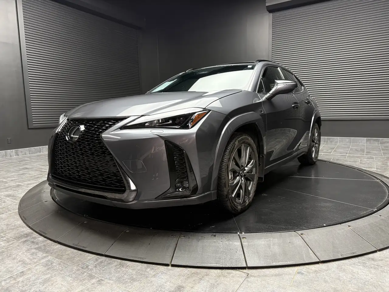Lexus UX - Image 8