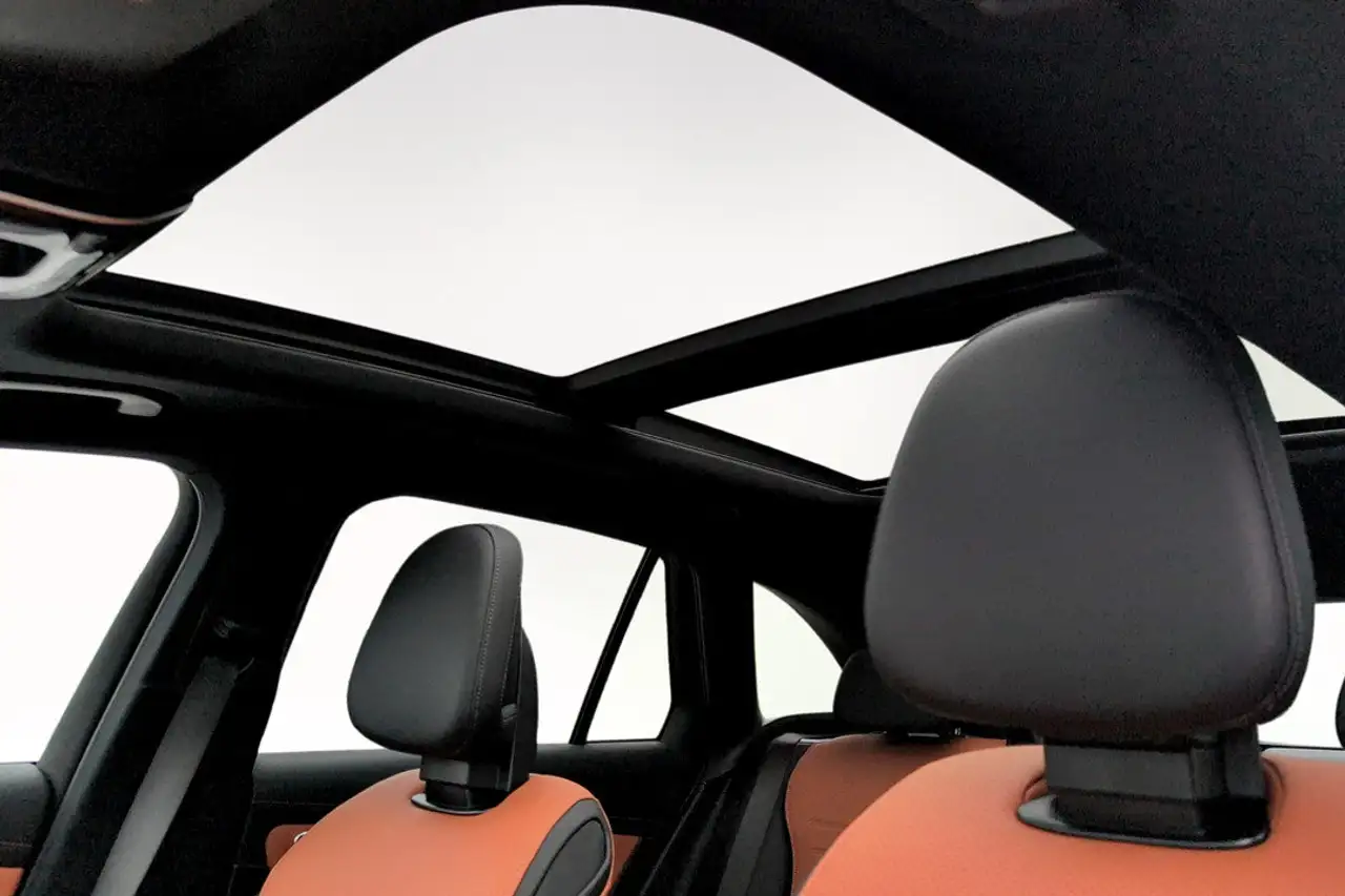 Mercedes-Benz GLC - Image 11