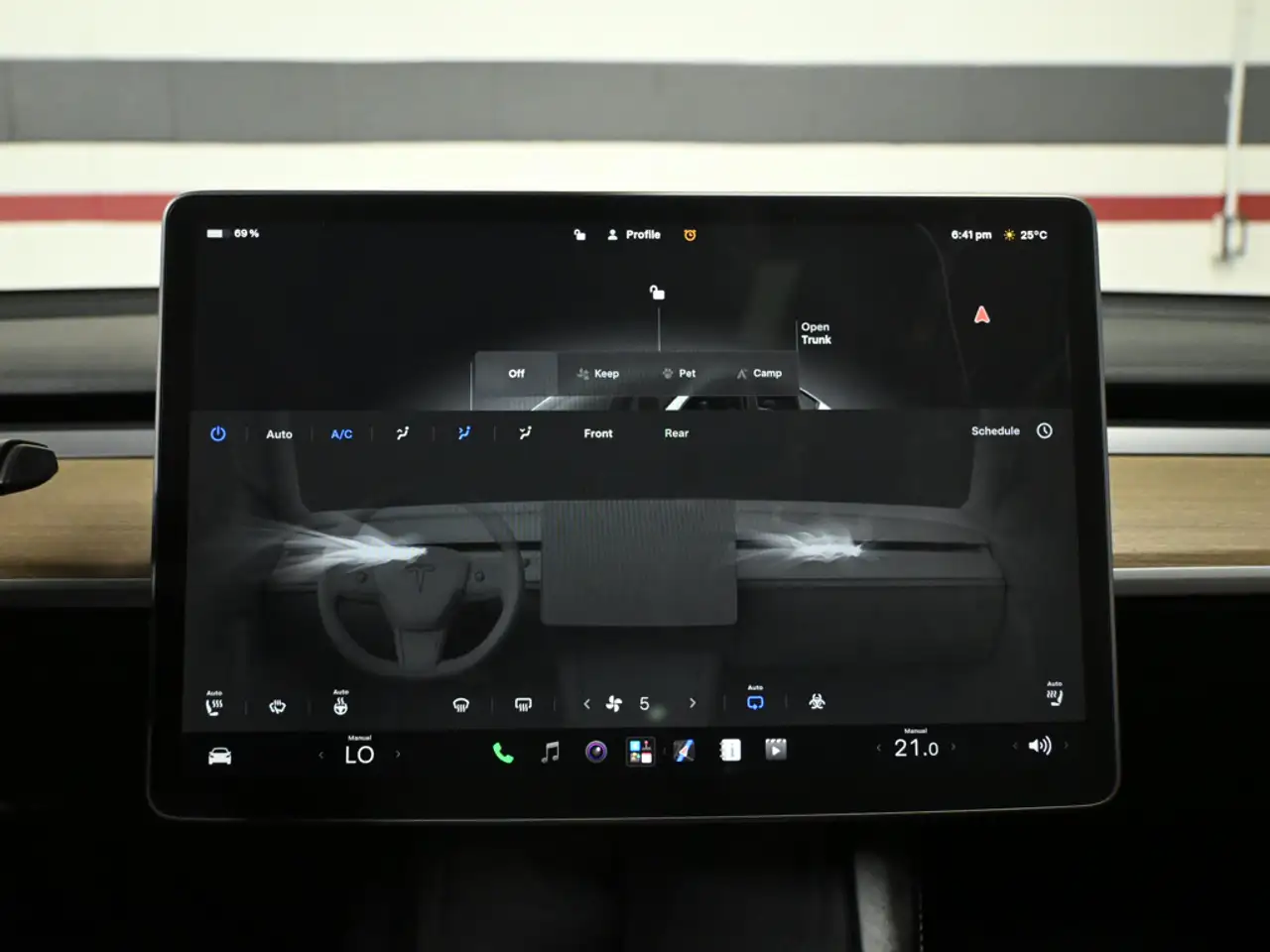 Tesla Model Y - Image 21