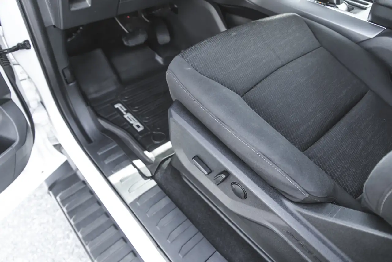 Ford F-150 - Image 19