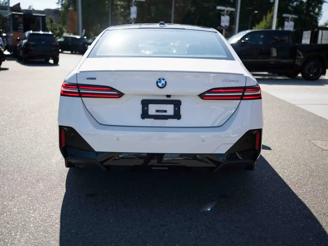 BMW 5 Series - Image 5