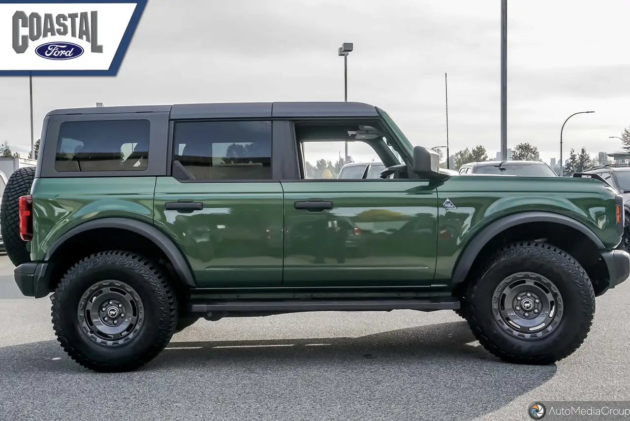 Ford Bronco - Image 4