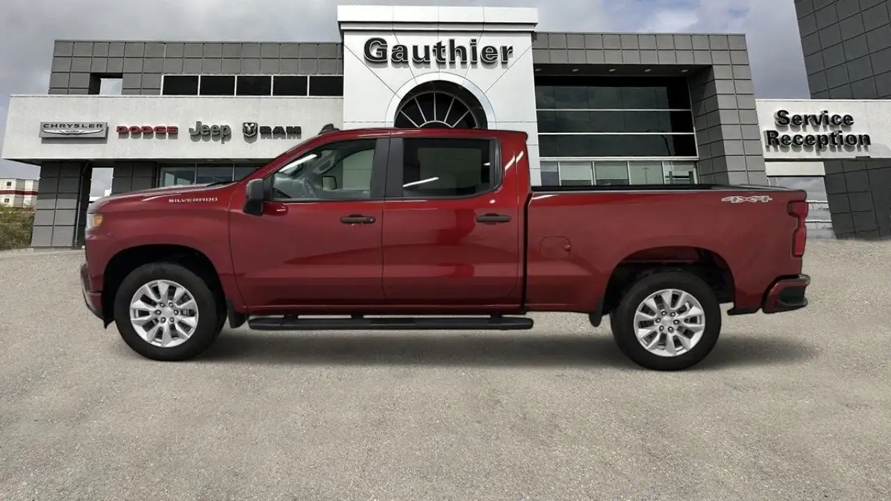 Chevrolet Silverado 1500 - Image 3