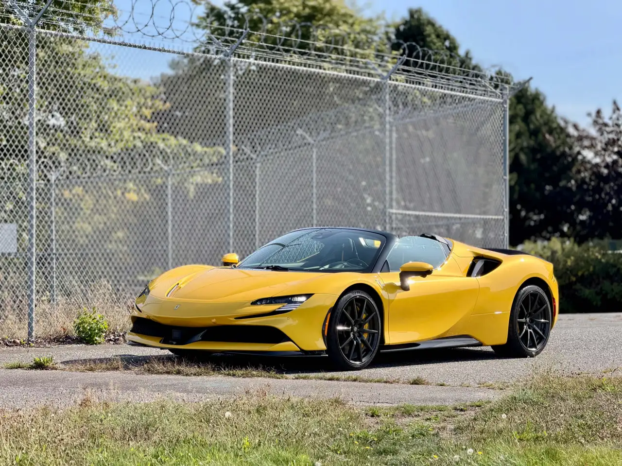 Ferrari SF90 Spider - Image 2