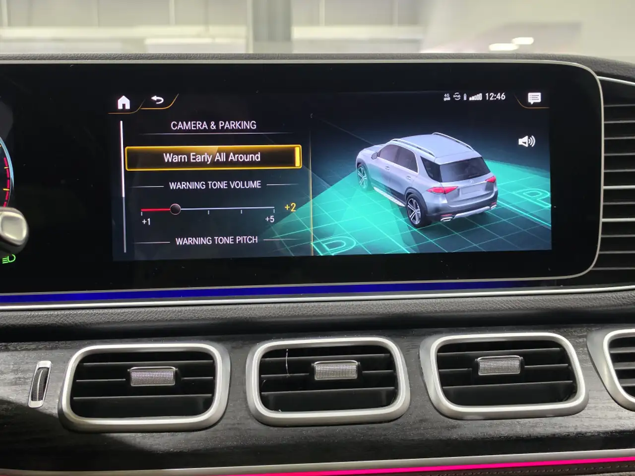 Mercedes-Benz GLE - Image 20