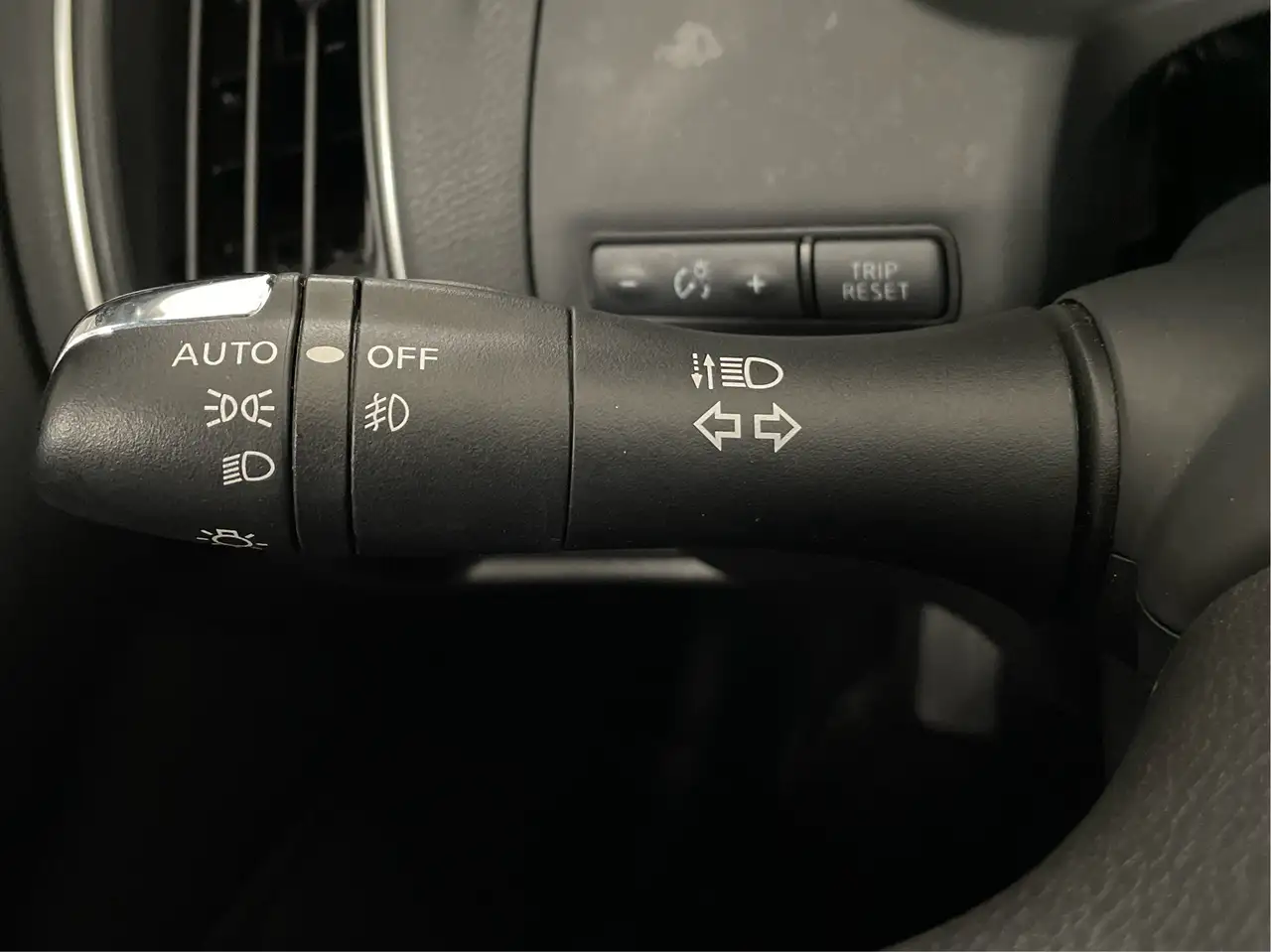 Infiniti Q50 - Image 18