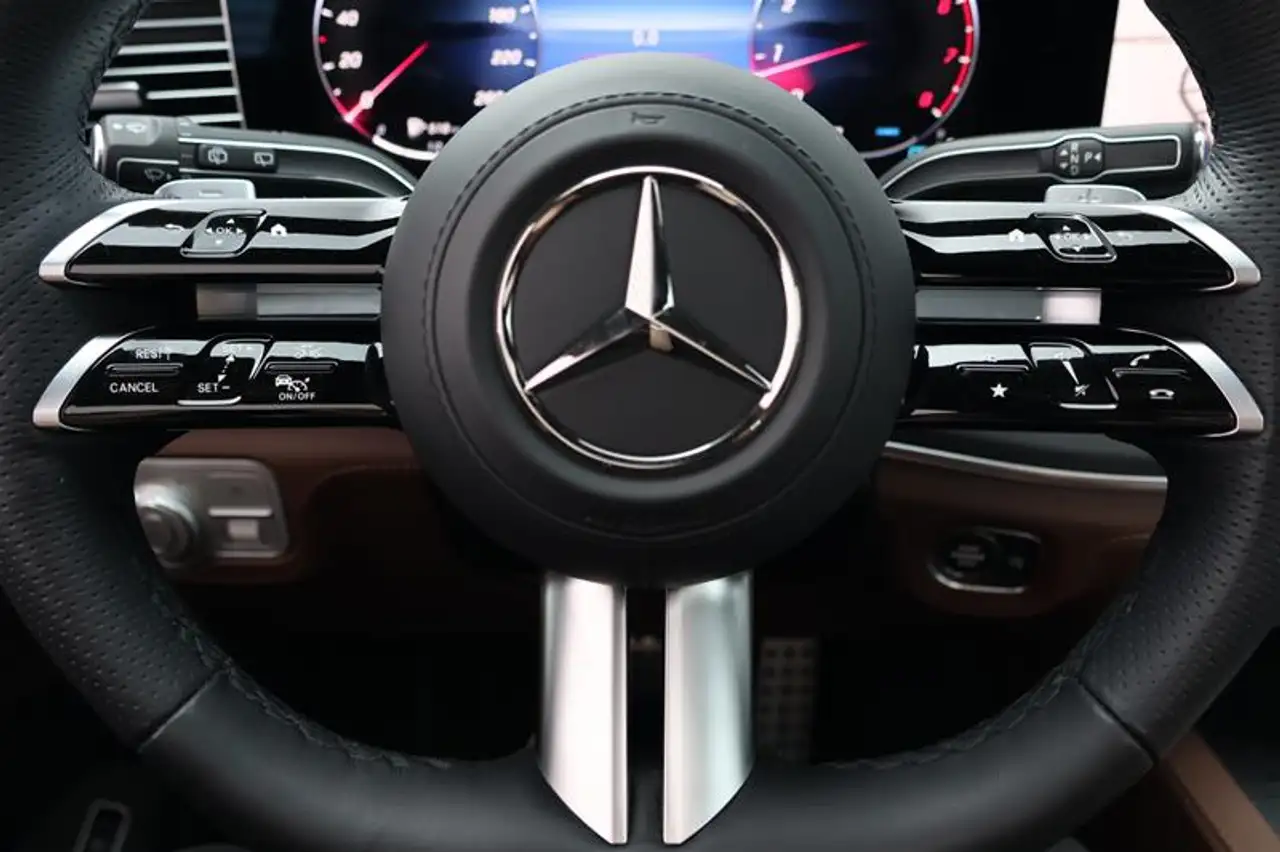 Mercedes-Benz GLS - Image 7