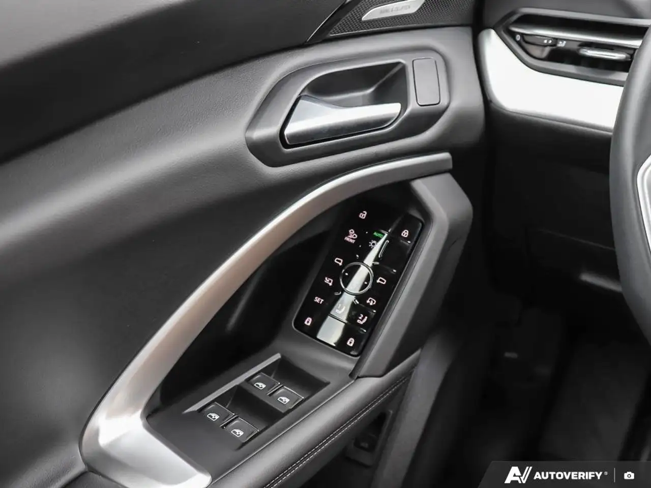 Audi Q5 - Image 19