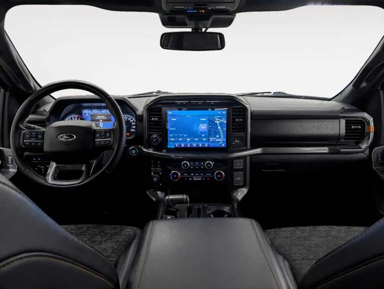 Ford F-150 - Image 11