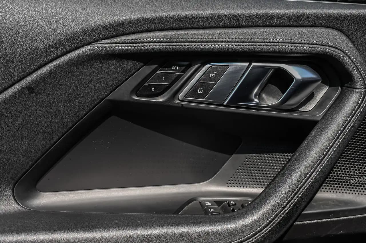 BMW 2 Series - Image 9