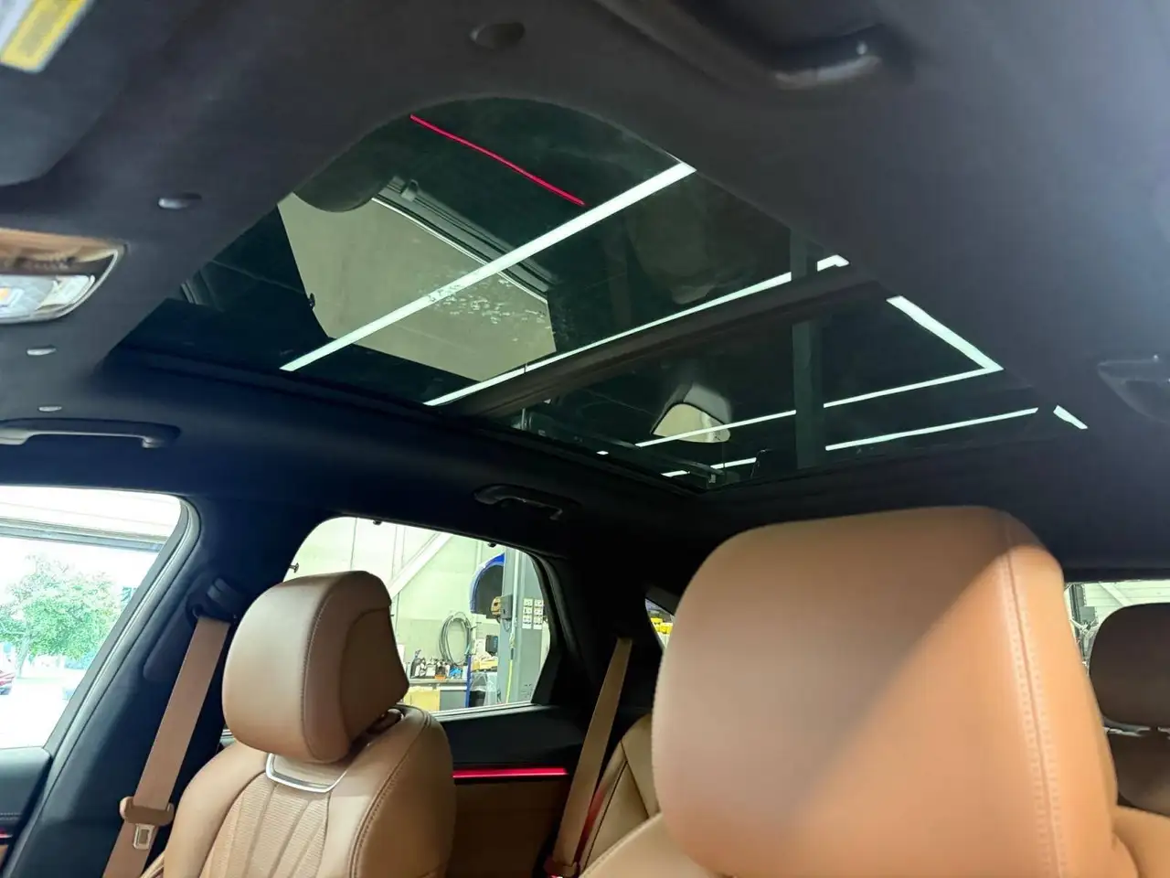 Genesis GV70 - Image 23