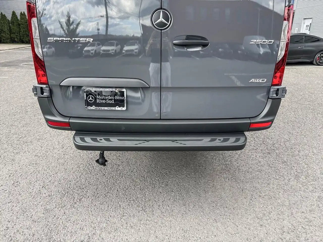 Mercedes-Benz Sprinter - Image 24