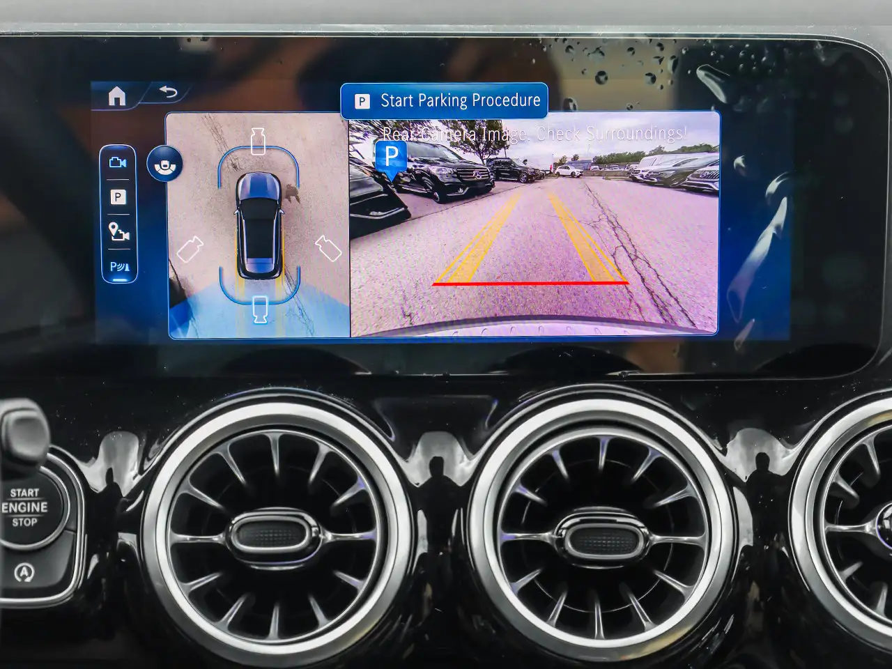 Mercedes-Benz GLA - Image 24