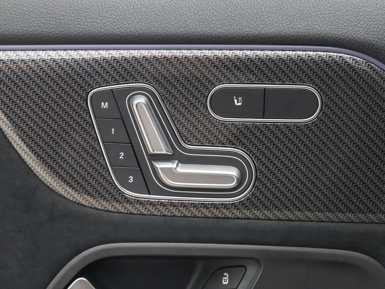 Mercedes-Benz GLA - Image 19