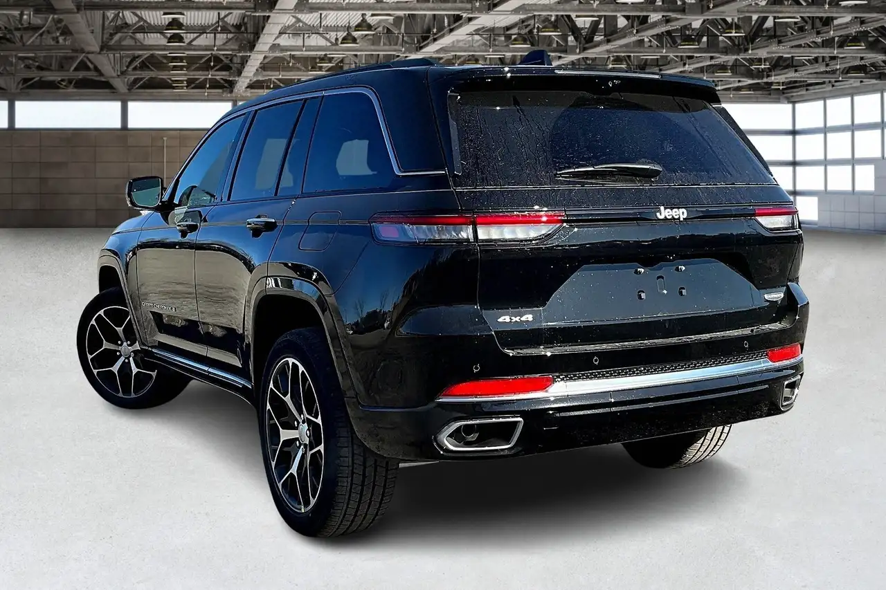 Jeep Grand Cherokee - Image 3