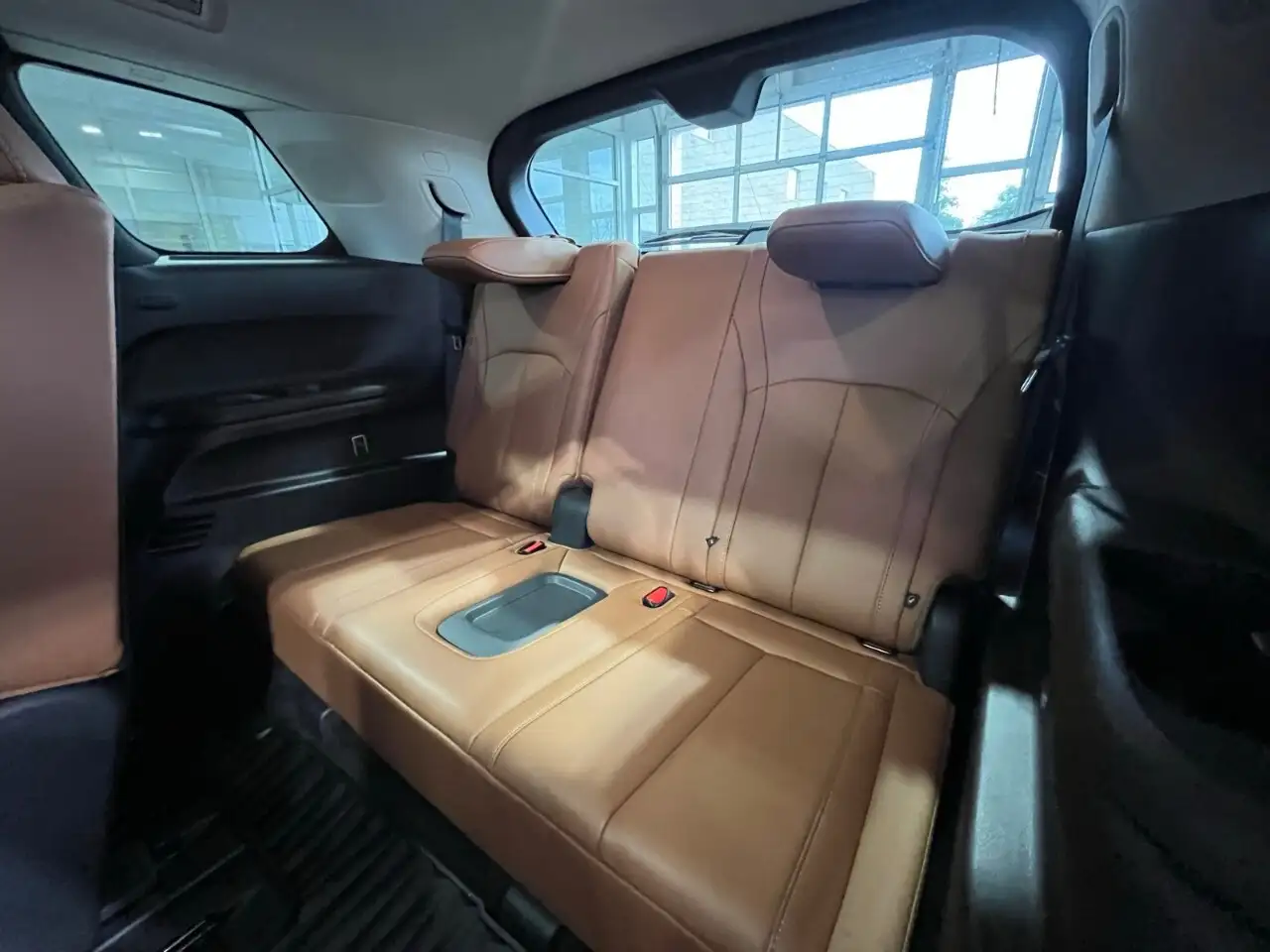Infiniti QX60 - Image 35