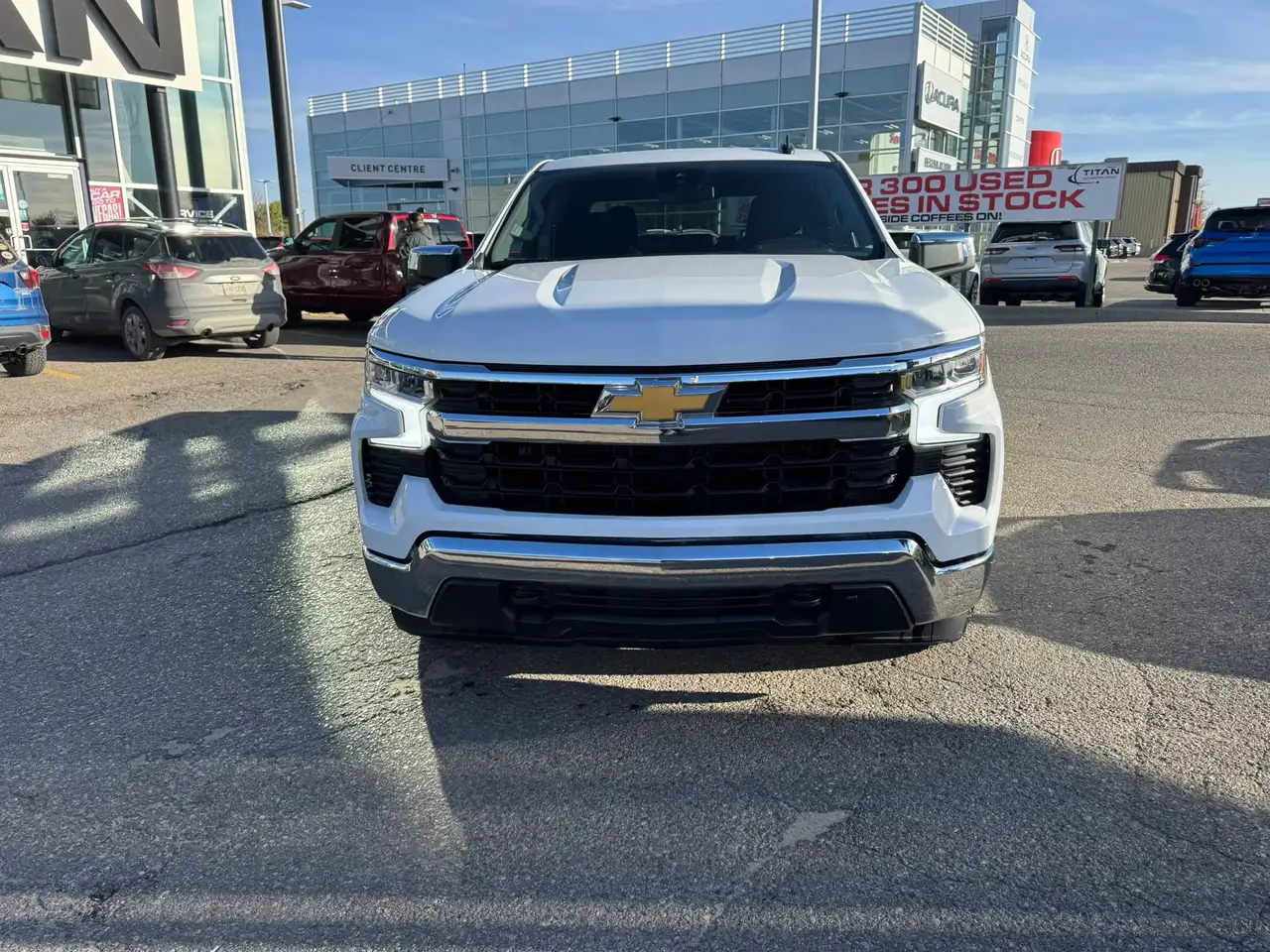 Chevrolet Silverado 1500 - Image 4