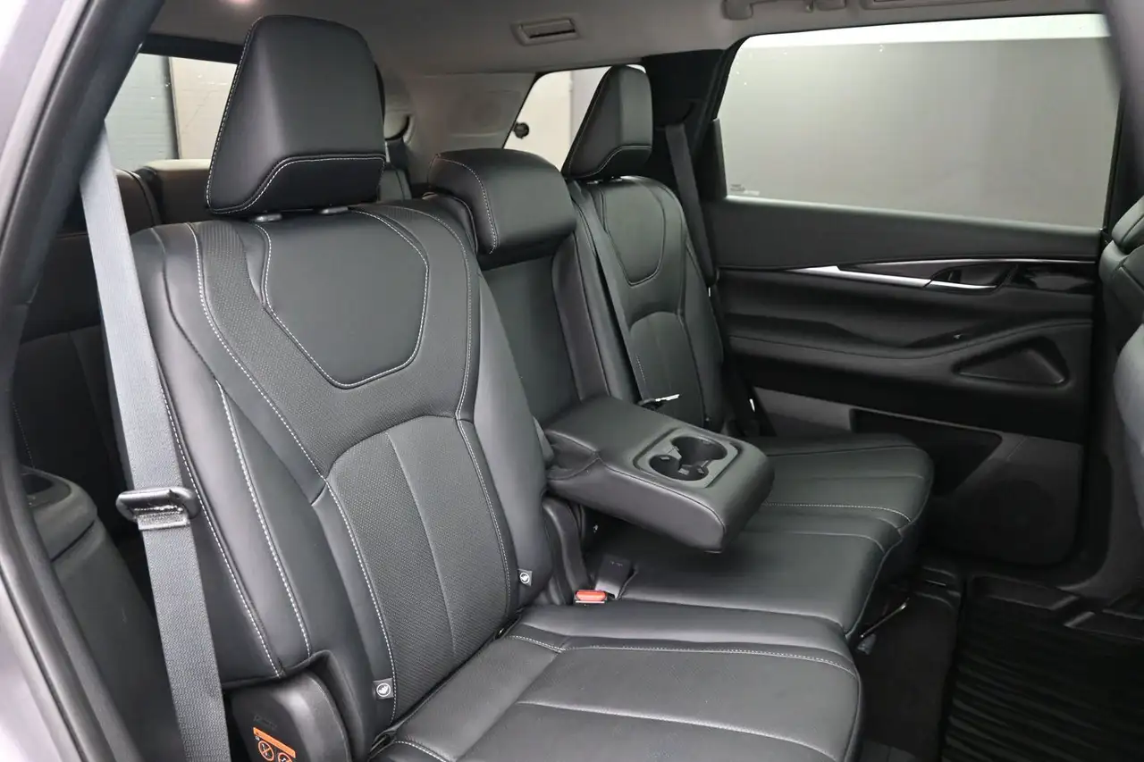 Infiniti QX60 - Image 24