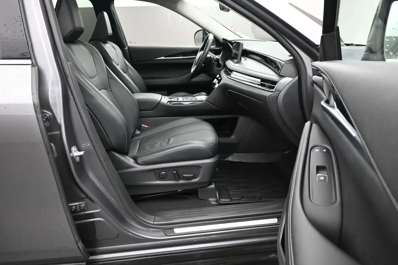 Infiniti QX60 - Image 31