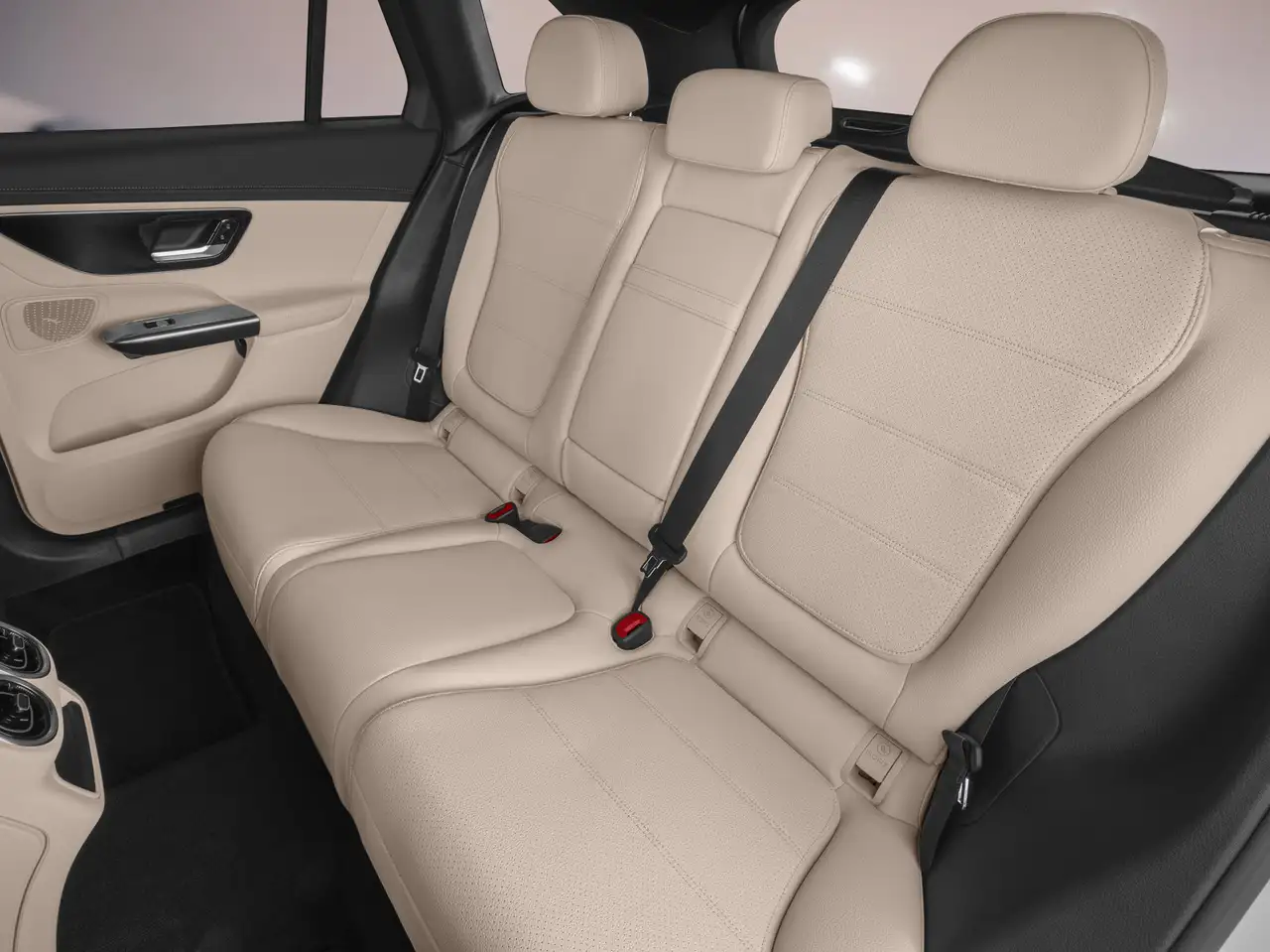 Mercedes-Benz GLC - Image 9