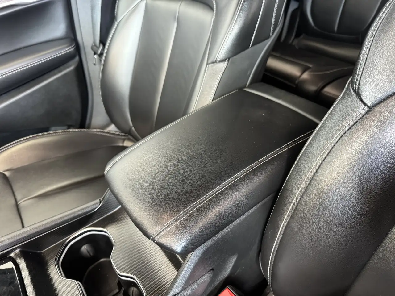 Jeep Grand Cherokee - Image 21