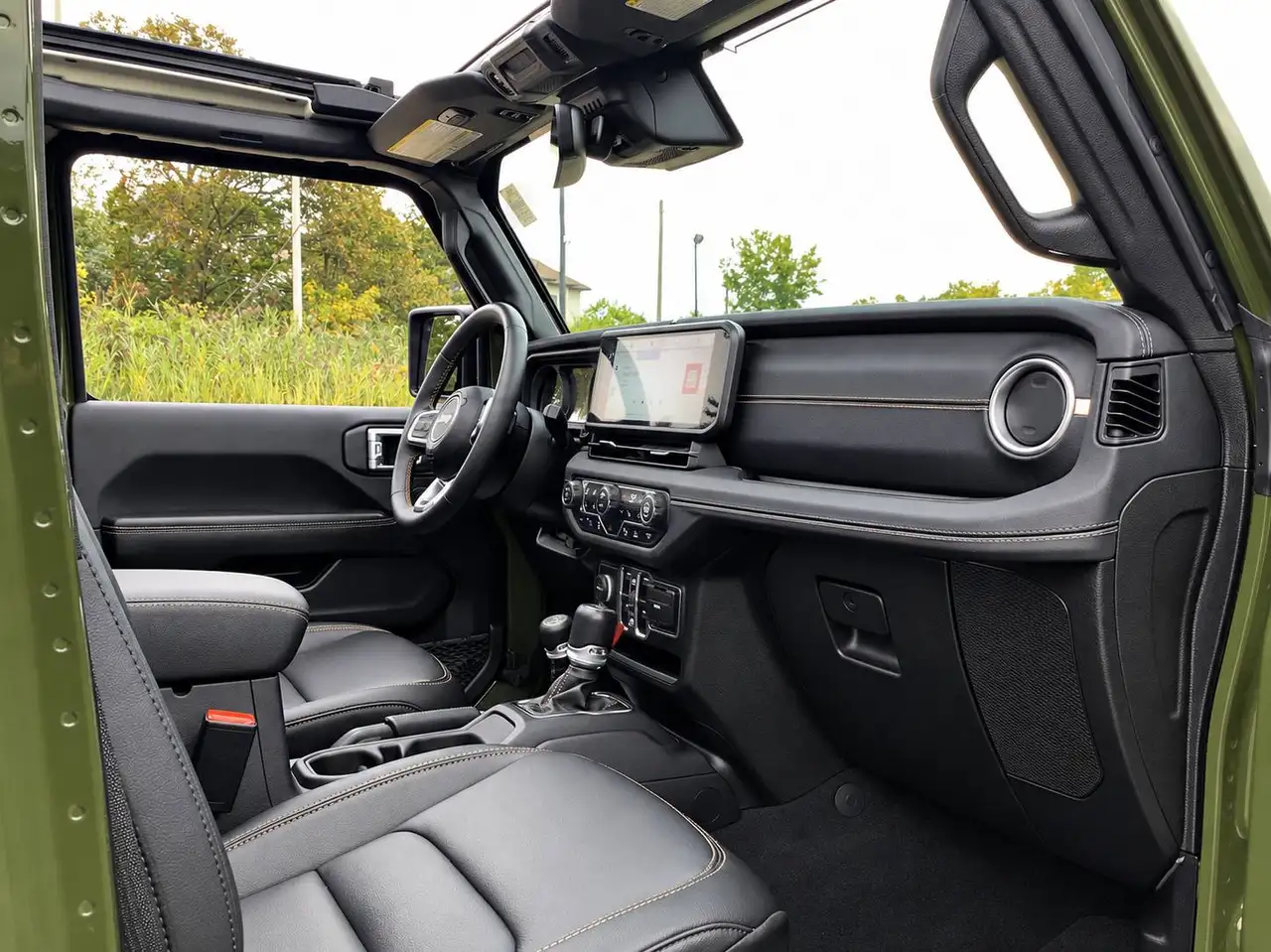 Jeep Wrangler - Image 26