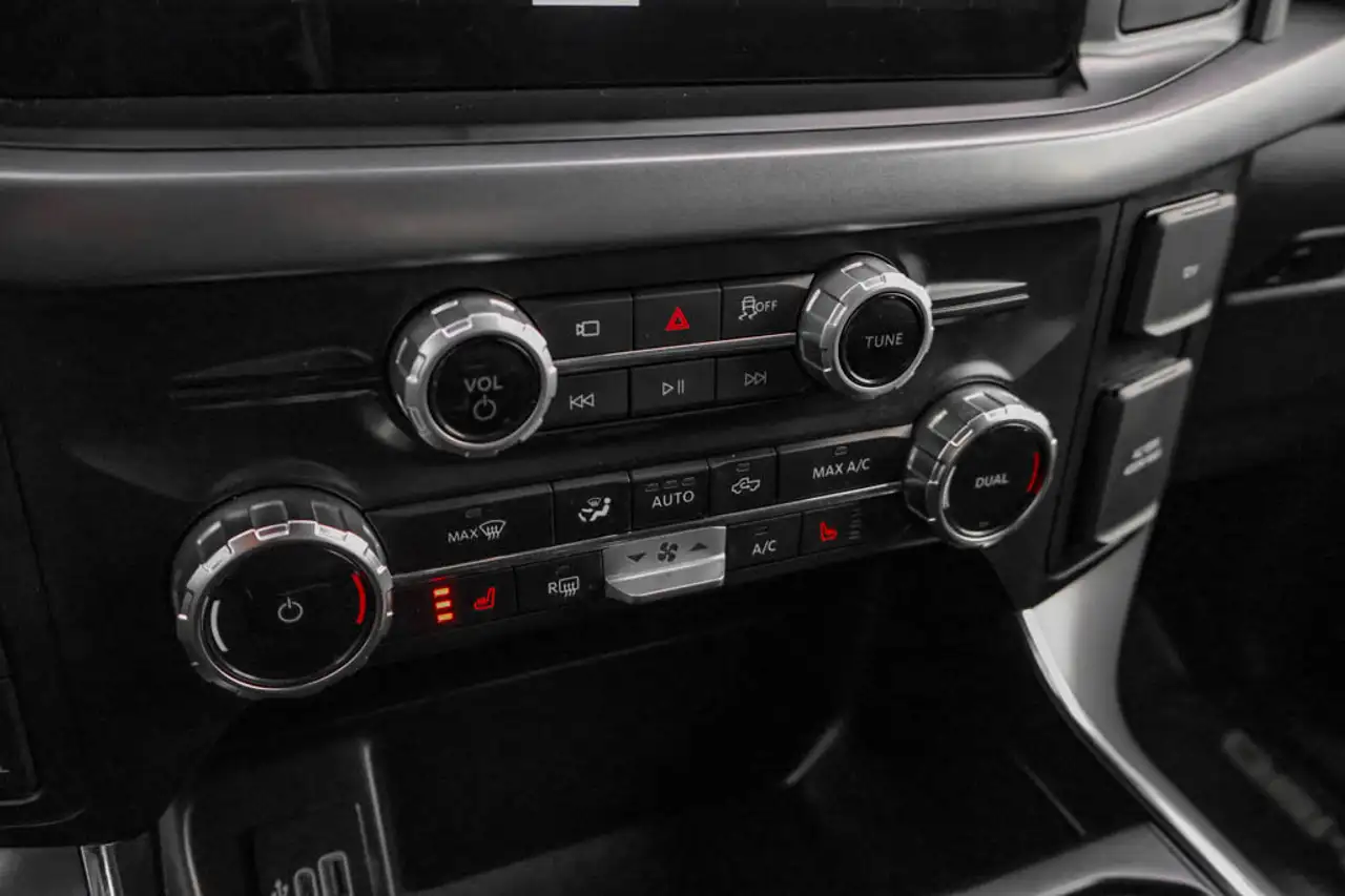 Ford F-150 - Image 25