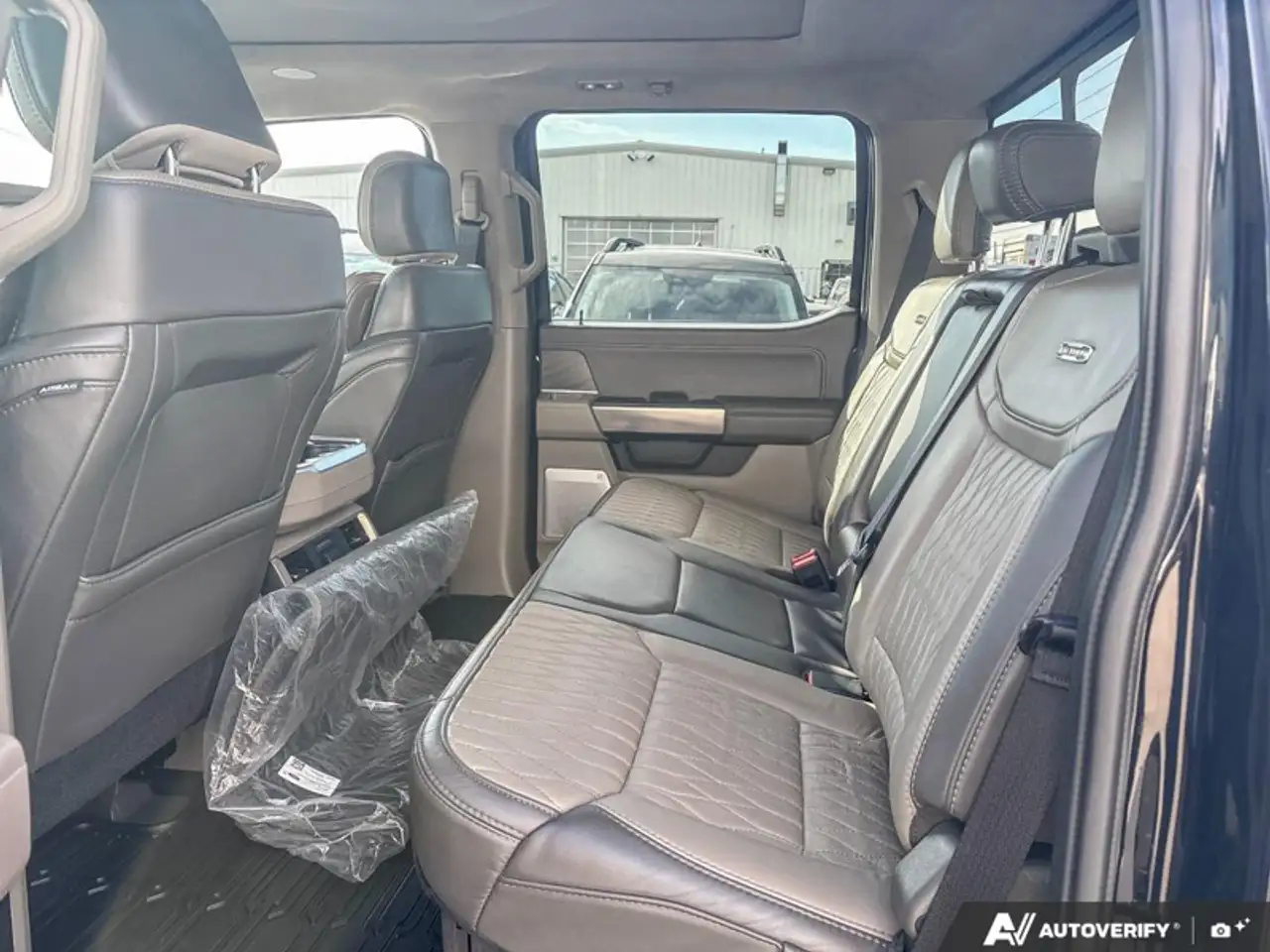 Ford F-150 - Image 23
